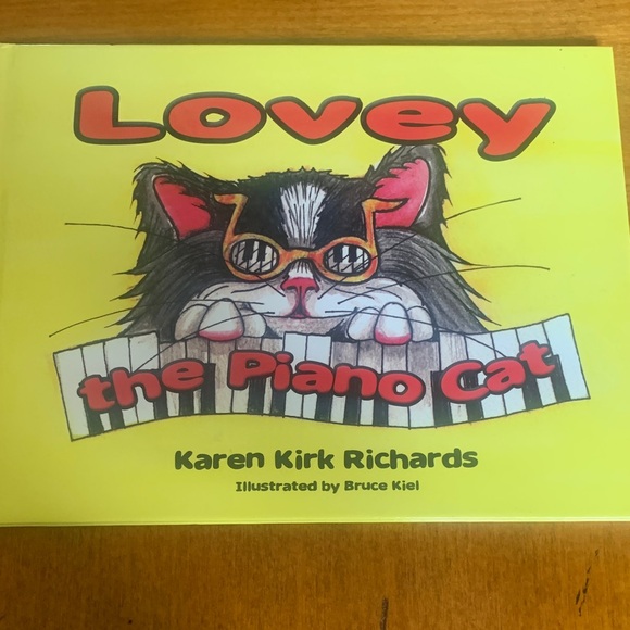 Colorful Cat-Themed Book Collection - Picture 2 of 9